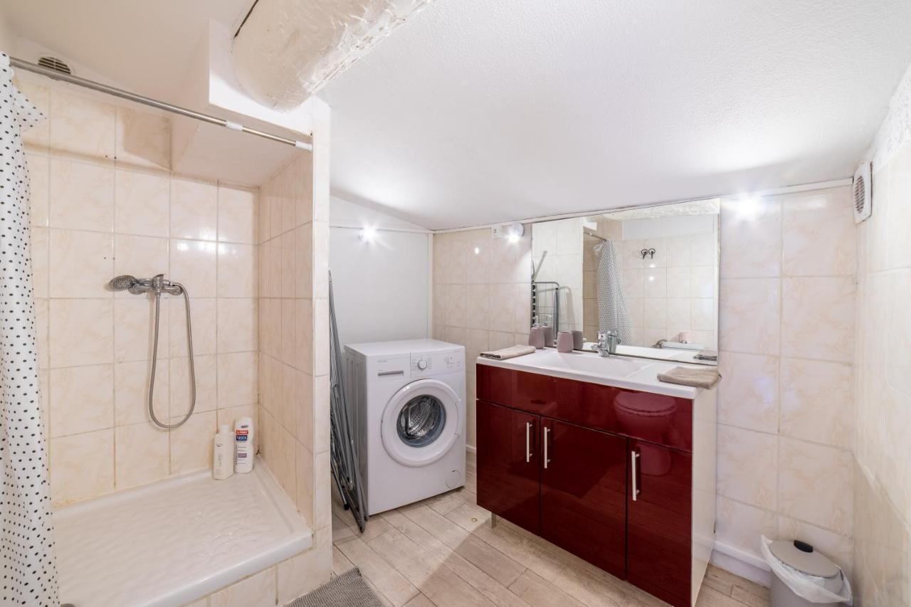 La Belle Vie - Beautiful 2 Bedroom Close To Parking Apartment